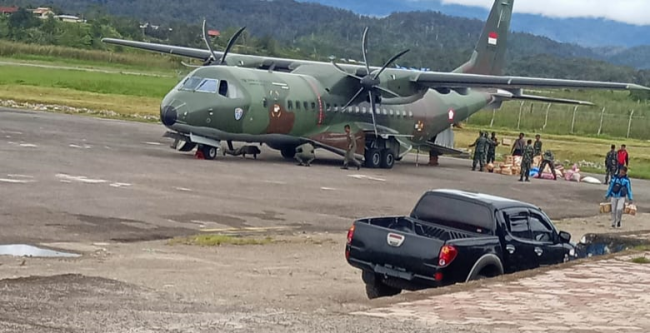 TPNPB Organisasi Papua Merdeka Mengaku Menembak Pesawat Casa Milik TNI di Pegunungan Bintang