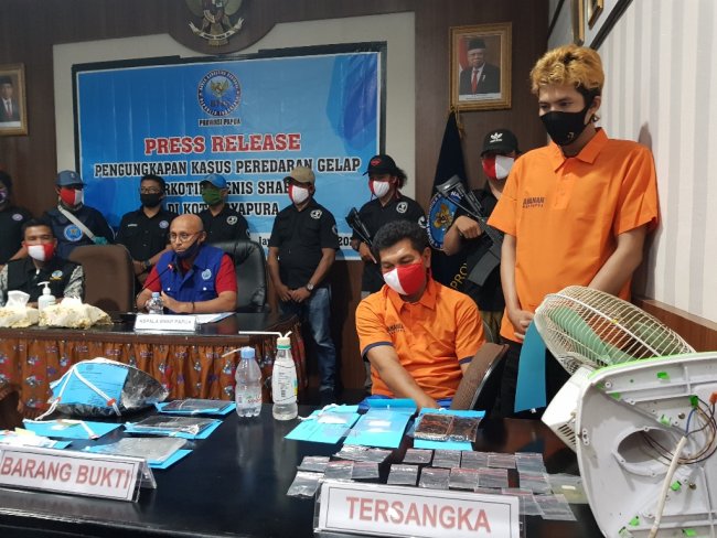 BNN Papua Tangkap Bandar Narkoba dan Amankan 147 Gram Sabu
