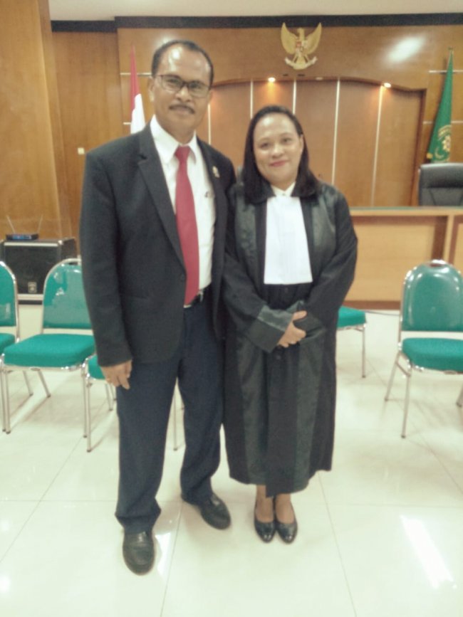Irene Lodia Katoar, Perempuan  Papua Pertama Pimpin Komite Advokat Muda