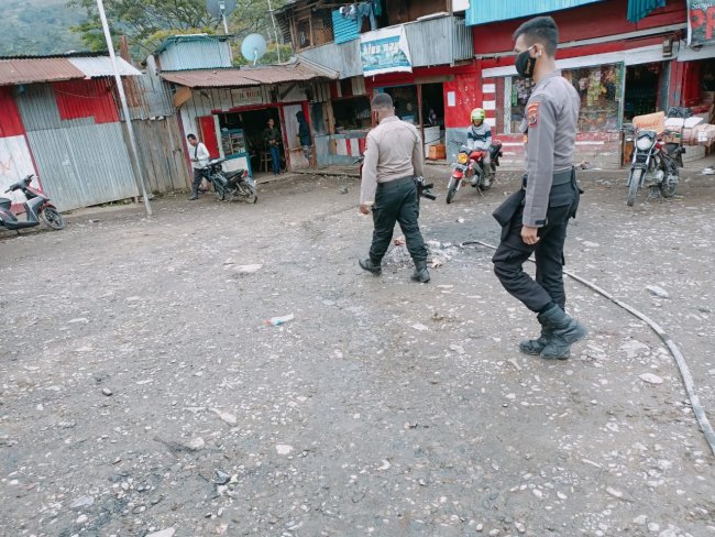 Menjaga Kamtibmas Tetap Aman dan Kondusif, Polres Tolikara Rutin Laksanakan Patroli