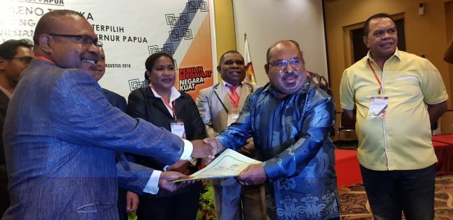 Sah, Lukas Enembe - Klemen Tinal Kembali Pimpin Papua untuk Periode Kedua