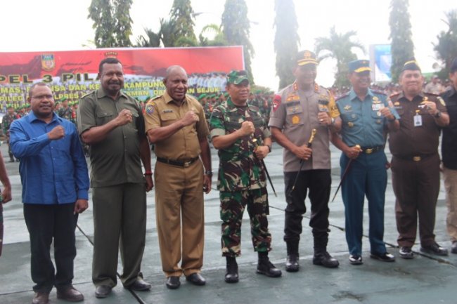 Apel Tiga Pilar, Tingkatkan Sinergitas TNI Polri dan Pemerintah di Tingkat Kampung