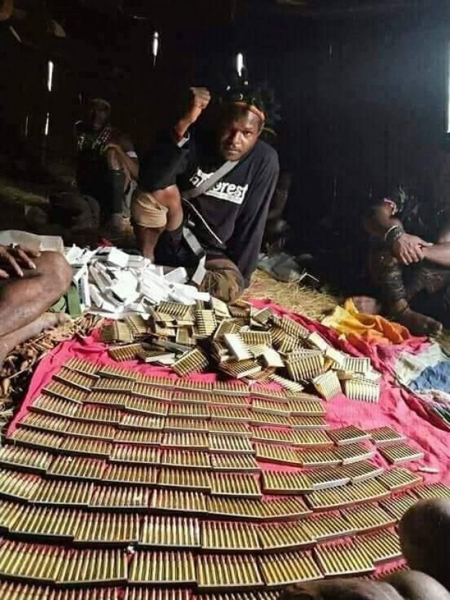 Senjata dan Amunisi Separatis Papua Diduga Dipasok Oknum Tokoh Papua