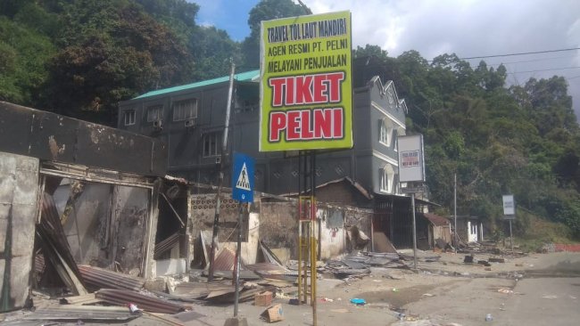 Kantor KPU Papua Dibakar Dini Hari Tadi