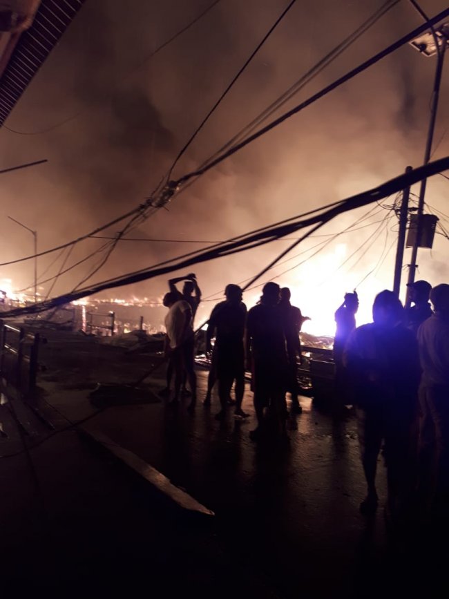 Korban Kebakaran di Asmat Mengungsi ke Masjid dan Gereja