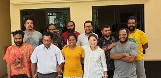 Anggota DPR dan DPD RI Temui Aktivis Papua di Tahanan Mako Brimob Kelapa Dua