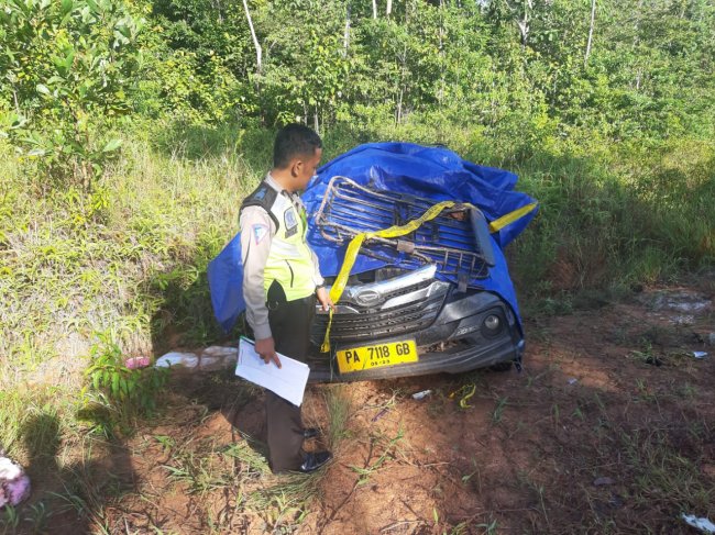 Mobil Terbalik di Merauke, Satu Perwira TNI Tewas