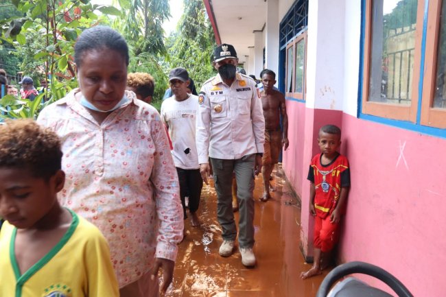 Pemkot Jayapura Gerak Cepat Tangani Banjir dan Tanah Longsor di Kawasan Dok IX