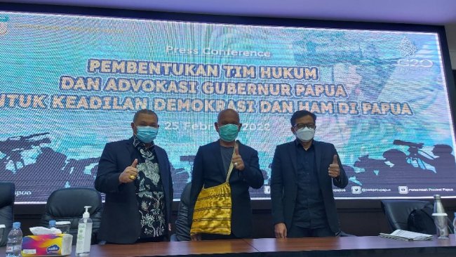 Gubernur Papua Tunjuk Tiga Pengacara Nasional Hadapi Para Penyebar Hoax   