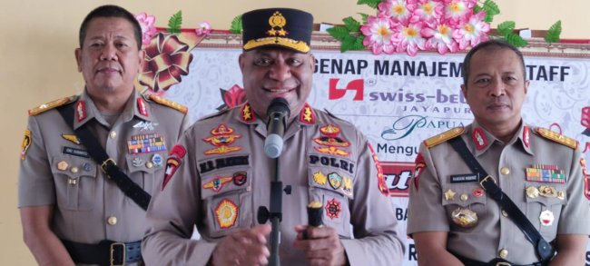 Kapolda Papua Serah Terimakan Jabatan Wakapolda, 2 PJU dan 11 Kapolres