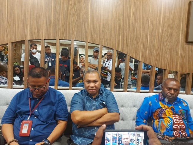 Gubernur Papua Tolak Tawaran KPK untuk Fasilitasi Pengobatan Dirinya
