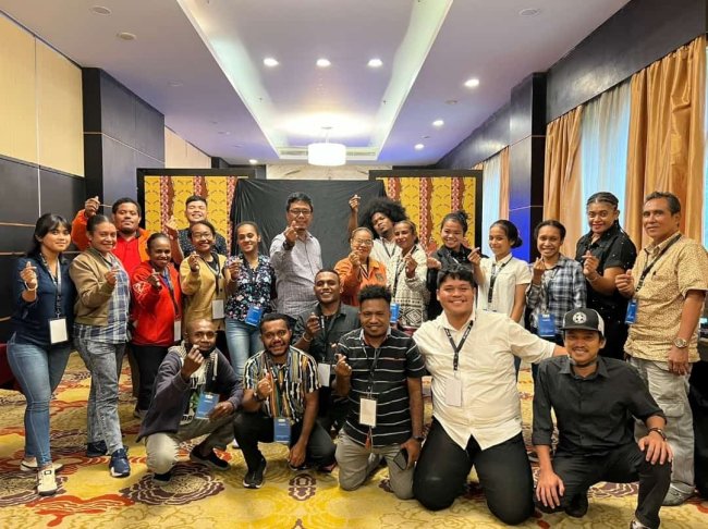 Tak Ikutan Demo KRP, Steve Mara Justru Lakukan Ini Bersama 200 Pemuda Papua
