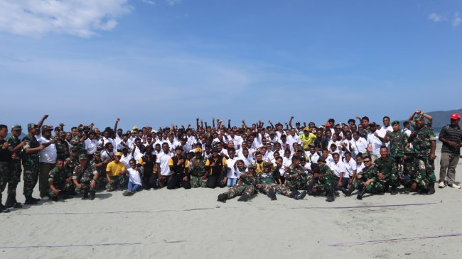 Seribuan Pemuda Mengikrarkan Diri Siap Menjaga Stabilitas Keamanan dan Mendukung Pembangunan di Papua