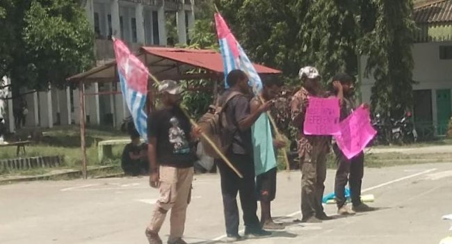 Kibarkan Bendera Bintang Kejora, 13 Mahasiswa USTJ Papua Diamankan Polisi