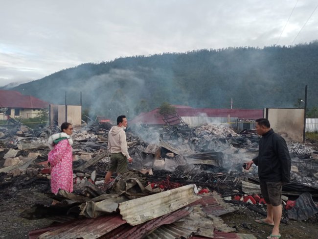 Kebakaran Kantor Inspektorat Puncak Jaya, Sejumlah Dokumen Penting Pemda Hangus Terbakar
