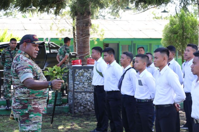 Kodim Jayawijaya Berangkatkan 41 Putra Asal Papua Pegunungan Ikut Seleksi Penerimaan TNI AD