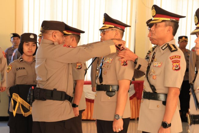 Ini 4 PJU Polda Papua yang Diserahterimakan dan Dikukuhkan Jabatannya