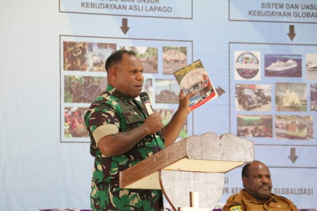 Lapago Berkarya, Dandim 1702/JWY Ikuti Peluncuran Buku Kebudayaan Papua Pegunungan