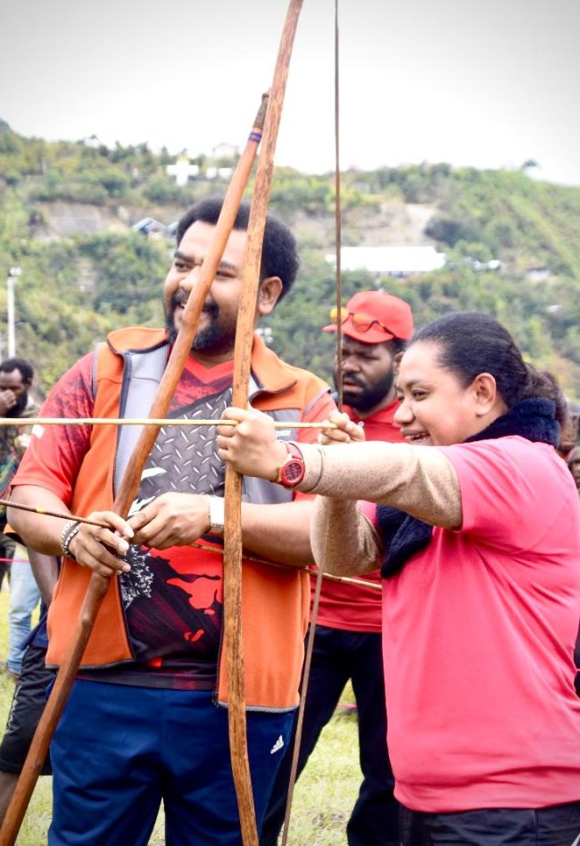 Melalui Lomba Panahan dan Wisisi, Masyarakat Puncak Jaya Diajak Lestarikan Budaya Pegunungan