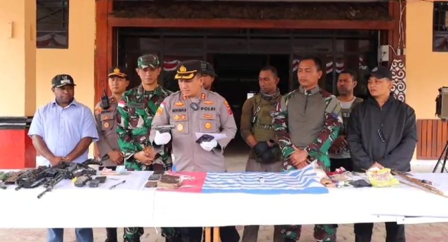 Dua Senpi dan Amunisi yang Disita dari KKB Pegubin Ternyata Senjata Organik TNI