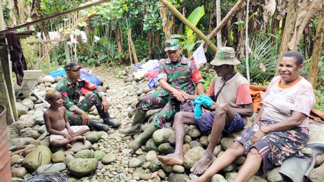 Babinsa Selalu Dihati Masyarakat Fawi