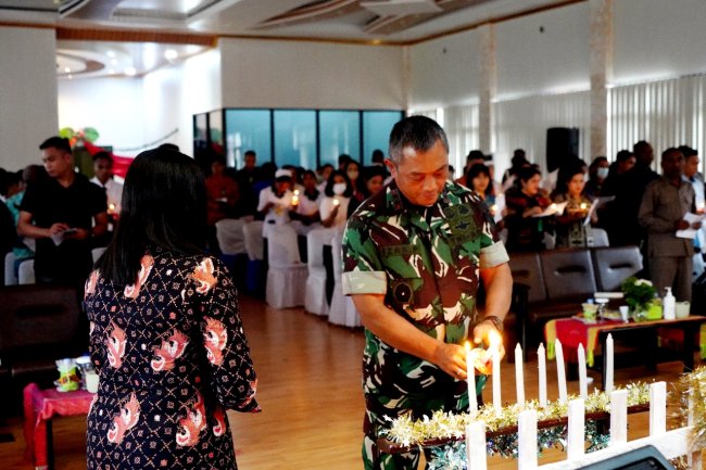 Pangdam Izak Hadiri Perayaan Natal Bersama Jajaran Kesdam XVII/Cenderawasih