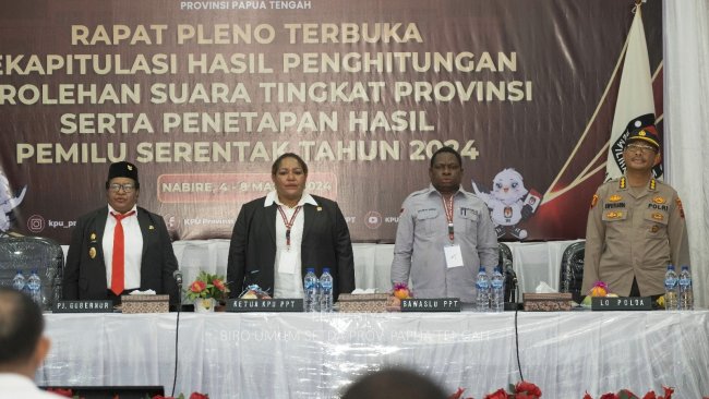 Pj Gubernur Papua Tengah Meminta Para Bupati Dorong Percepatan Rekapitulasi Penghitungan Suara