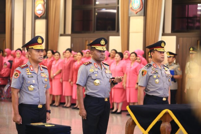 Kapolda Papua Resmi Naik Pangkat Jadi Irjen