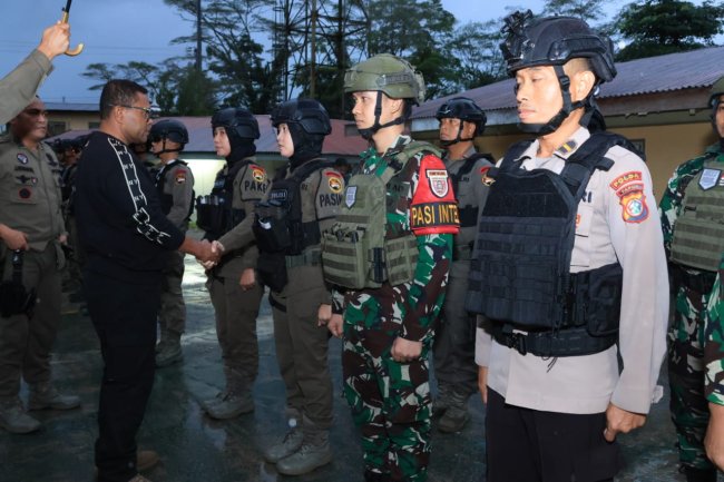 Tinjau Posko Satgas Pam Amole PFI, Ini Pesan Kapolda Papua