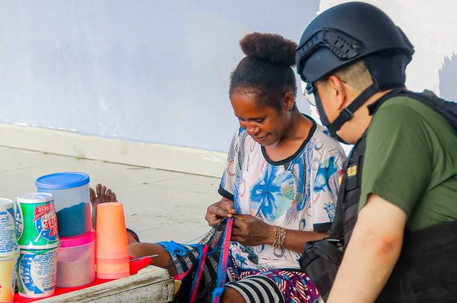 Polri Hadir sebagai Garda Perdamaian di Tanah Papua