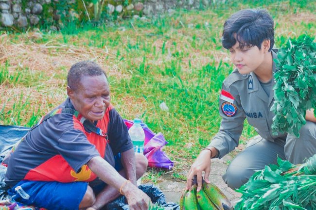 Bripda Annisa: Jembatan Keharmonisan Antara Polri dan Masyarakat Papua Melalui Ekonomi