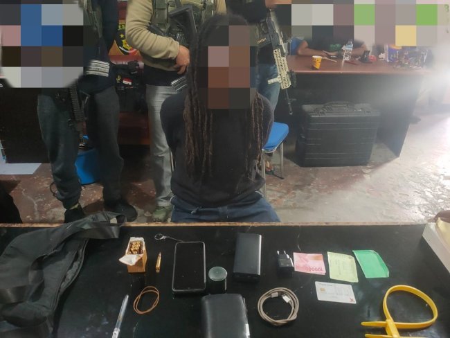 Tindakan Tegas Satgas Ops Damai Cartenz Terhadap Oknum Anggota Polri Penjual Amunisi di Papua Pegunungan Tindakan Tegas Satgas Ops Damai Cartenz Terhadap Oknum Anggota Polri Penjual Amunisi di Papua Pegunungan