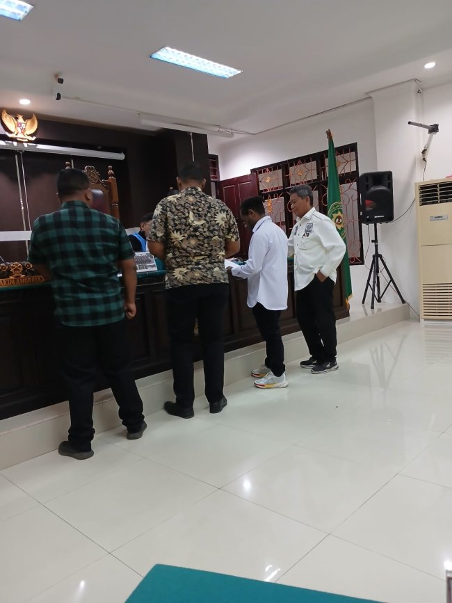 PTUN Jayapura Tolak Gugatan Robert Senggi Terkait Hasil Seleksi Anggota DPRP Jalur Otsus PTUN Jayapura Tolak Gugatan Robert Senggi Terkait Hasil Seleksi Anggota DPRP Jalur Otsus