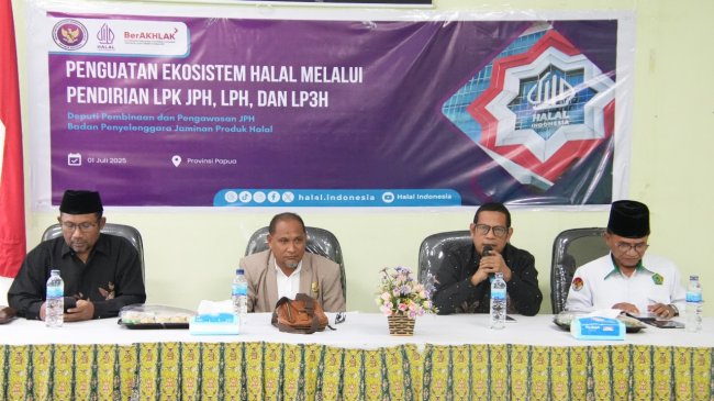 Rektor IAIN Papua Buka Kegiatan Penguatan Ekosistem Halal di Jayapura