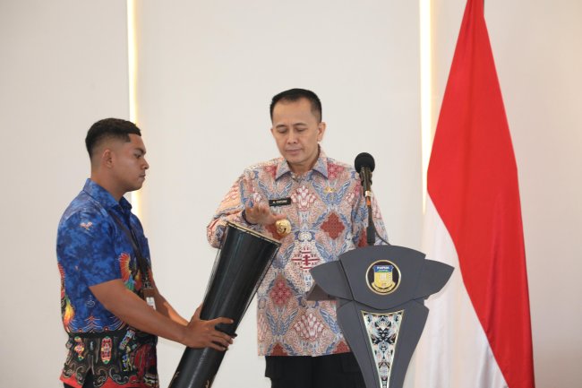 Pj Gubernur Papua Agus Fatoni Dorong Perbaikan Tata Kelola Pemerintahan, Guna Mencegah Korupsi Pj Gubernur Papua Agus Fatoni Dorong Perbaikan Tata Kelola Pemerintahan, Guna Mencegah Korupsi