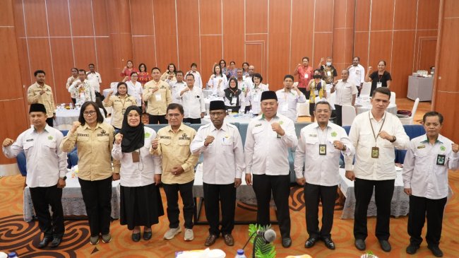 Guru dan Penyuluh Agama ASN Harus Jadi Teladan Moderasi dan Kerukunan Guru dan Penyuluh Agama ASN Harus Jadi Teladan Moderasi dan Kerukunan