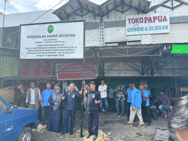 Pengadilan Agama Jayapura Sita Aset Warisan Alm. Mardjohan Si Raja Padang Jayapura Pengadilan Agama Jayapura Sita Aset Warisan Alm. Mardjohan Si Raja Padang Jayapura