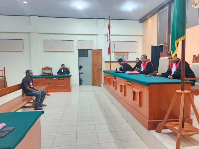 Polri Tegas Tindak Anggota Yang Membelot, Aske Mabel Divonis 8 Tahun Penjara Polri Tegas Tindak Anggota Yang Membelot, Aske Mabel Divonis 8 Tahun Penjara