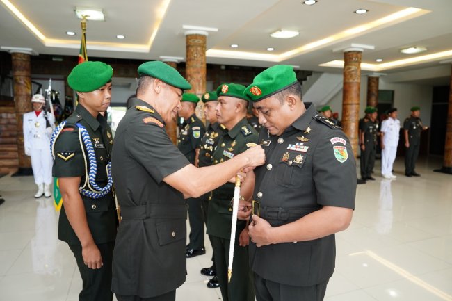Pangdam XVII/Cenderawasih Pimpin Sertijab Aslog Kasdam dan Kapendam