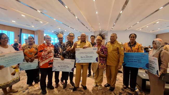 Gubernur Fakhiri Ingatkan 145 Penerima KUR, Manfaatkan Dana dengan Bijak untuk Usaha Gubernur Fakhiri Ingatkan 145 Penerima KUR, Manfaatkan Dana dengan Bijak untuk Usaha