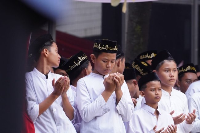 Kado Hari Santri, Presiden Setujui Pembentukan Ditjen Pesantren Kado Hari Santri, Presiden Setujui Pembentukan Ditjen Pesantren