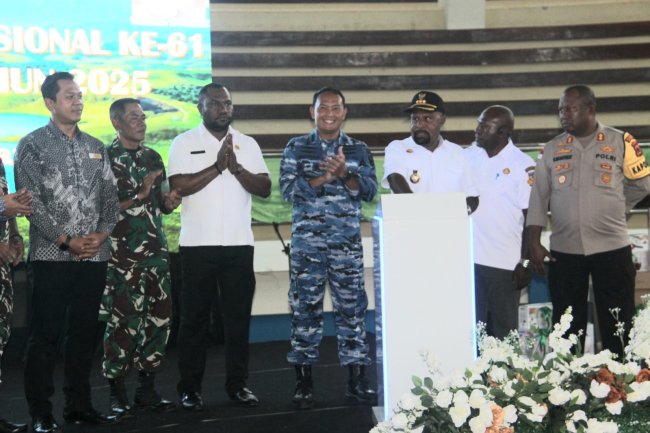 Peringati Hari Kesehatan Nasional, Pemkab Jayapura Launching 4 Program Unggulan