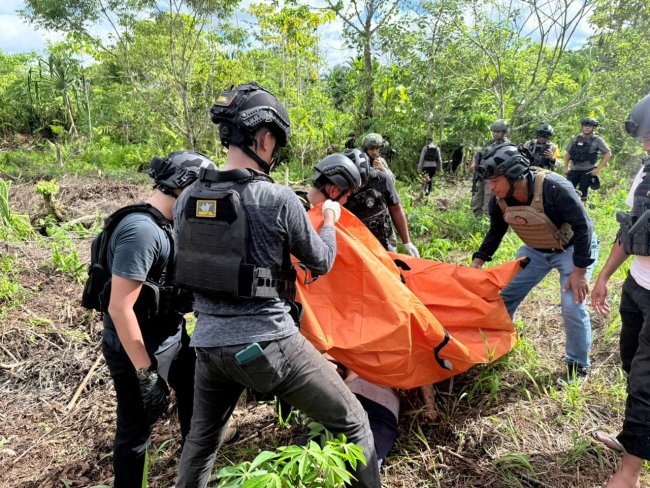 Penemuan Mayat Pekerja Bangunan di Yahukimo, Satgas Ops Damai Cartenz dan Polres Yahukimo Lakukan Evakuasi