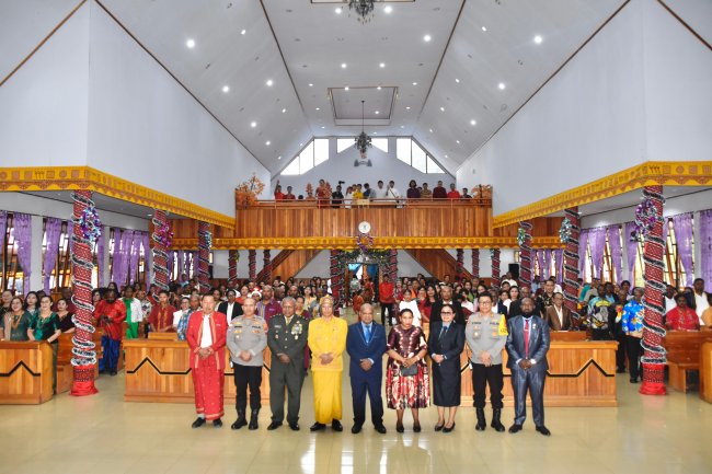 Bupati Yuni Wonda Hadiri Natal IKT: Sukacita dan Persaudaraan Penuhi GKI Bethel Mulia