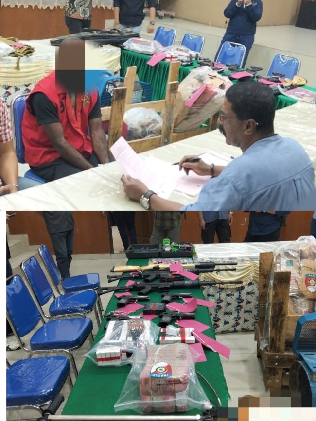 Satgas Ops Damai Cartenz serahkan tersangka Yuni Enumbi dan Barang Bukti Ratusan Amunisi ke Kejari Jayapura