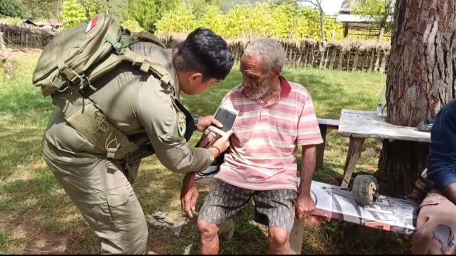 Satgas Ops Damai Cartenz Gelar Patroli Dan Pelayanan Kesehatan Di Distrik Siepkosi Satgas Ops Damai Cartenz Gelar Patroli Dan Pelayanan Kesehatan Di Distrik Siepkosi