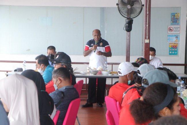 Kapolda Bertemu Pelatih, Atlet, Official Voli Indor dan Pasir Kontingen Papua