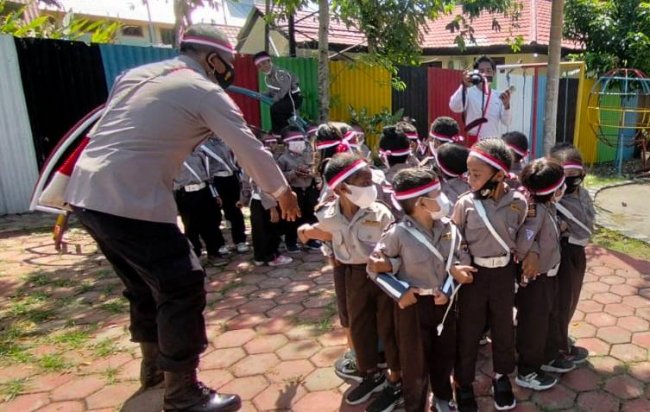 Lewat SI-IPAR Binmas Noke Yapen Hadirkan Pendidikan Bagi Anak-Anak