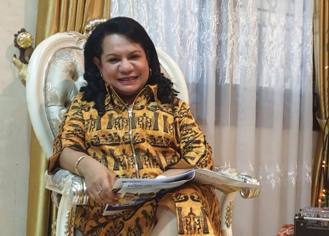 Dr. Rosaline Rumaseuw Minta Izin Penghuni Papua Barat Raih Tiket Suara Calon DPR RI