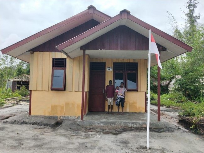 Satgas TMMD Berhasil Rampungkan 20 Unit Rumah di Kampung Epem 